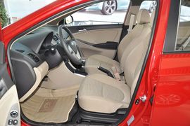 2014款现代瑞纳三厢1.4L