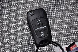 2014款现代瑞纳三厢1.4L