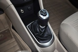 2014款现代瑞纳三厢1.4L