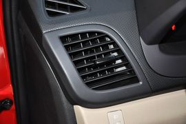 2014款现代瑞纳三厢1.4L