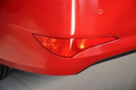 2014款现代瑞纳三厢1.4L