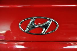 2014款现代瑞纳三厢1.4L