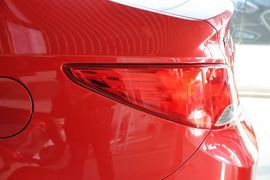 2014款现代瑞纳三厢1.4L