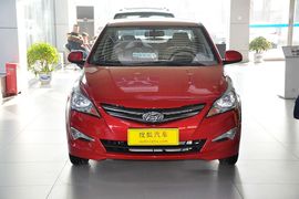 2014款现代瑞纳三厢1.4L