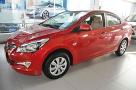 2014款现代瑞纳三厢1.4L