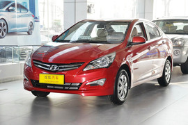 2014款现代瑞纳三厢1.4L