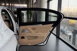 2014款宝马535Li领先型