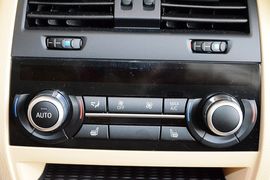 2014款宝马535Li领先型
