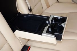 2014款宝马535Li领先型