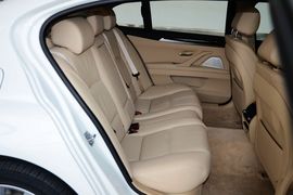 2014款宝马535Li领先型