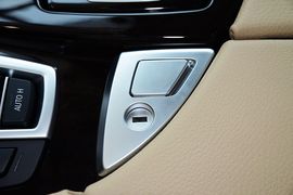 2014款宝马535Li领先型
