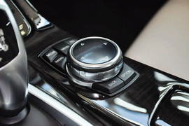 2014款宝马535Li领先型