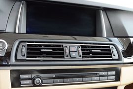 2014款宝马535Li领先型
