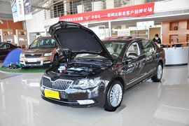 2014款斯柯达速派2.0TSI手自一体尊仕版