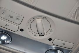 2014款斯柯达速派2.0TSI手自一体尊仕版