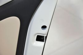 2014款大众速腾1.6L手动舒适型