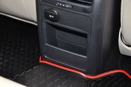 2014款大众速腾1.6L手动舒适型