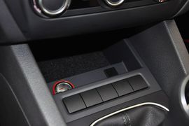 2014款大众速腾1.6L手动舒适型