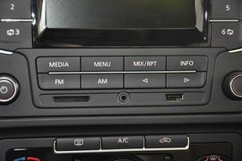 2014款大众速腾1.6L手动舒适型