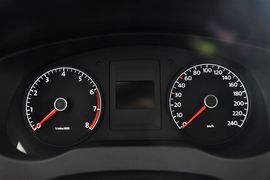 2014款大众速腾1.6L手动舒适型