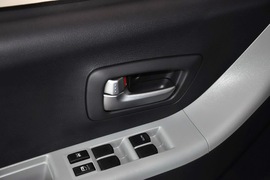 2013款铃木奥拓1.0L自动豪华型