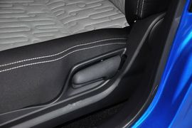 2013款铃木奥拓1.0L自动豪华型