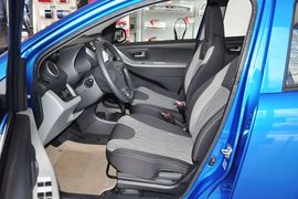 2013款铃木奥拓1.0L自动豪华型