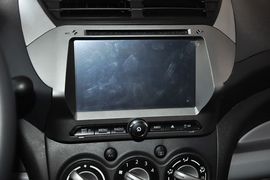 2013款铃木奥拓1.0L自动豪华型