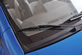 2013款铃木奥拓1.0L自动豪华型