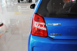 2013款铃木奥拓1.0L自动豪华型