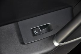 2013款大众迈腾1.8TSI