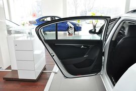 2013款大众迈腾1.8TSI