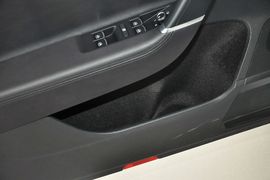 2013款大众迈腾1.8TSI