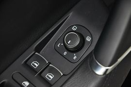 2013款大众迈腾1.8TSI