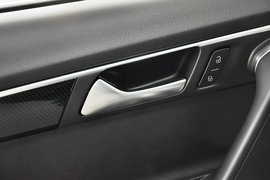 2013款大众迈腾1.8TSI