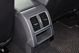 2013款大众迈腾1.8TSI