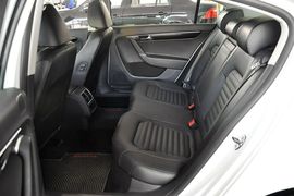 2013款大众迈腾1.8TSI