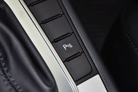 2013款大众迈腾1.8TSI
