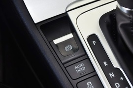 2013款大众迈腾1.8TSI