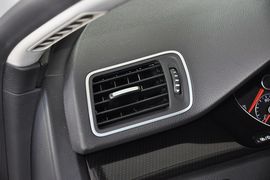 2013款大众迈腾1.8TSI