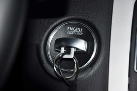2013款大众迈腾1.8TSI