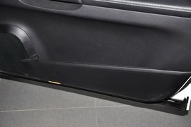 2011款奔驰R300L豪华型