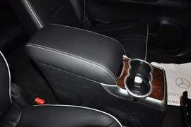 2011款奔驰R300L豪华型