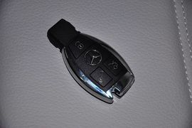 2011款奔驰R300L豪华型