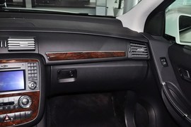 2011款奔驰R300L豪华型