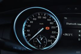 2011款奔驰R300L豪华型