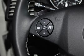 2011款奔驰R300L豪华型