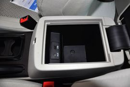 2013款奔腾B50