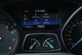 2017款福特福克斯两厢