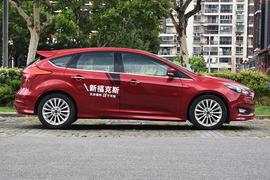 2017款福特福克斯两厢